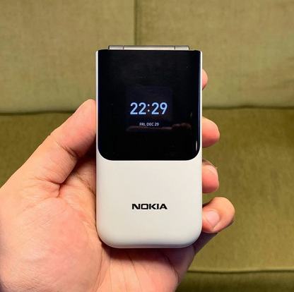 Téléphone Nokia 2720 pliable original F
